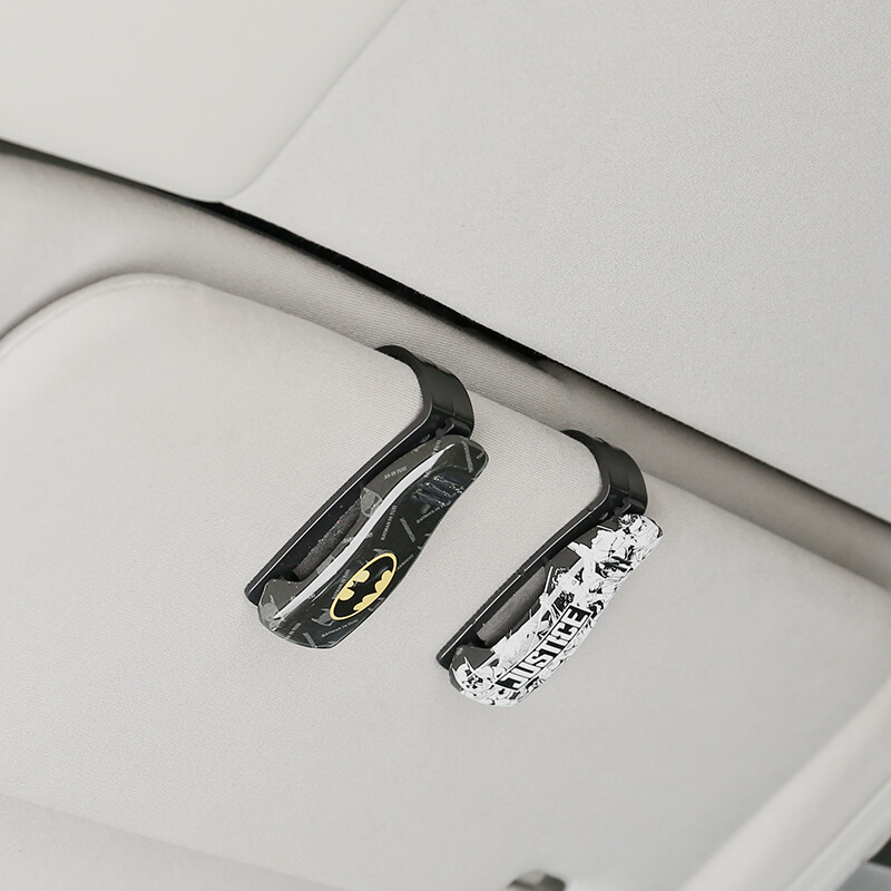 潮牌車載眼鏡夾 汽車內飾的潮流新寵