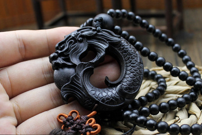 烏木環(huán)龍車(chē)掛 兼具裝飾與辟邪的汽車(chē)飾品