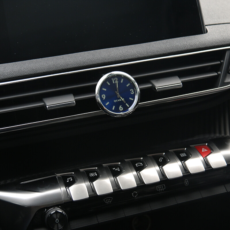 點(diǎn)繽汽車(chē)石英時(shí)鐘 出風(fēng)口上的精致時(shí)光伴侶